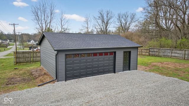 2355 W State Road, Staunton, IN 47881