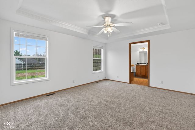 2355 W State Road, Staunton, IN 47881