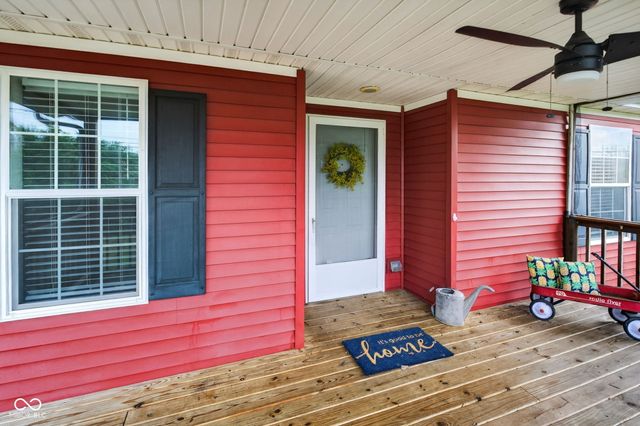 2355 W State Road, Staunton, IN 47881