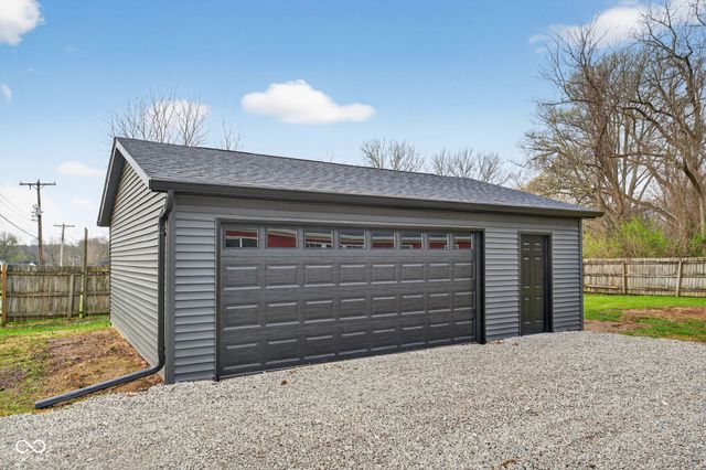2355 W State Road, Staunton, IN 47881