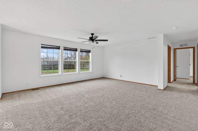 2355 W State Road, Staunton, IN 47881