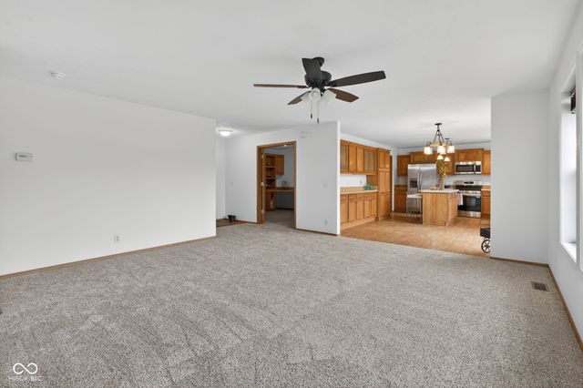 2355 W State Road, Staunton, IN 47881