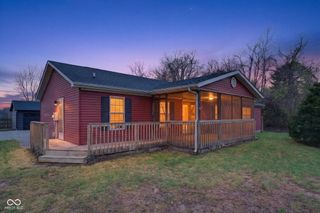 2355 W State Road, Staunton, IN 47881
