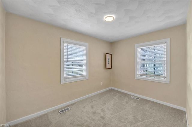 609 Highland CT, Newport News, VA 23605