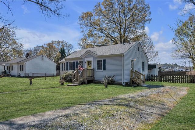 609 Highland CT, Newport News, VA 23605