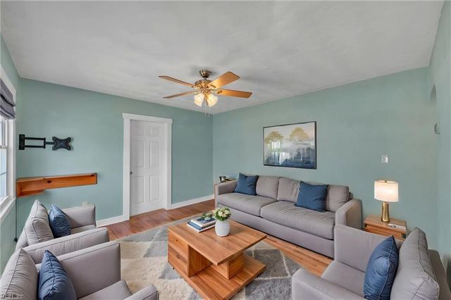 609 Highland CT, Newport News, VA 23605