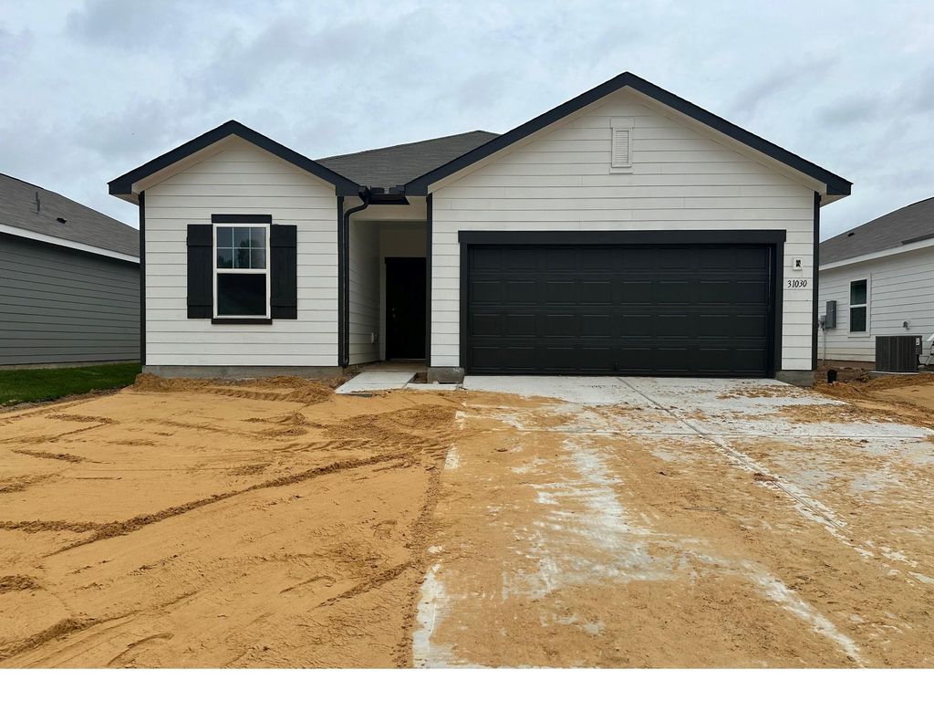 31030 Gayle Prairie Oaks Street, Waller, TX 77484