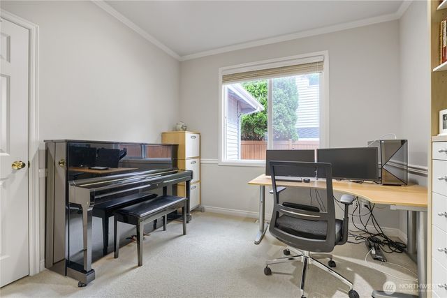 916 275th Place SE, Sammamish, WA 98075
