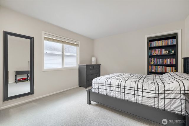 916 275th Place SE, Sammamish, WA 98075