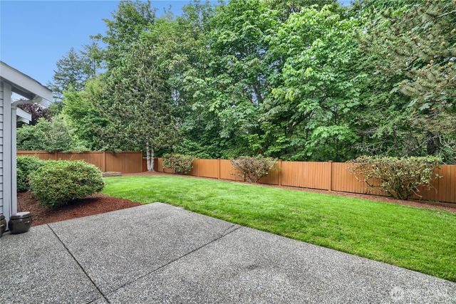 916 275th Place SE, Sammamish, WA 98075
