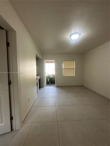1708 Van Buren St 3, Hollywood, FL 33020