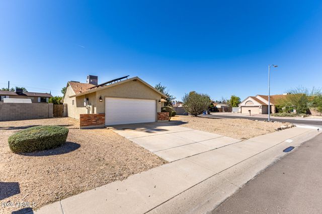 4787 W MORROW Drive, Glendale, AZ 85308
