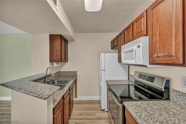 5118 South Jones Boulevard 206, Las Vegas, NV 89118