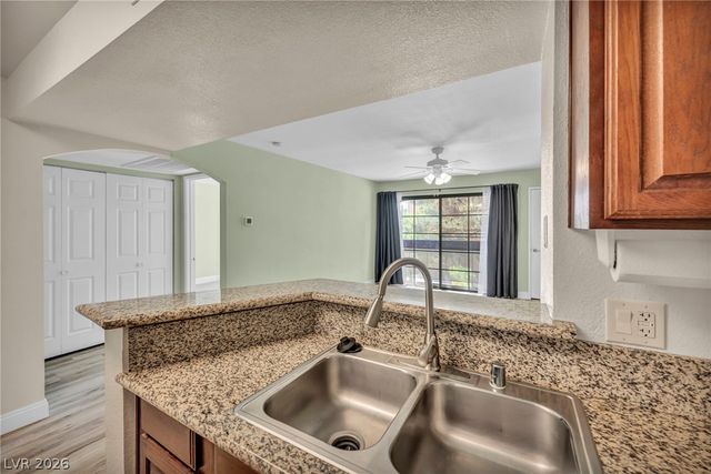 5118 South Jones Boulevard 206, Las Vegas, NV 89118