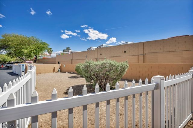 5118 South Jones Boulevard 206, Las Vegas, NV 89118