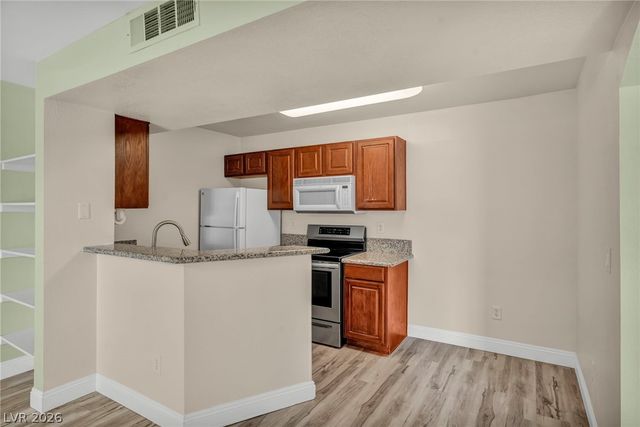 5118 South Jones Boulevard 206, Las Vegas, NV 89118