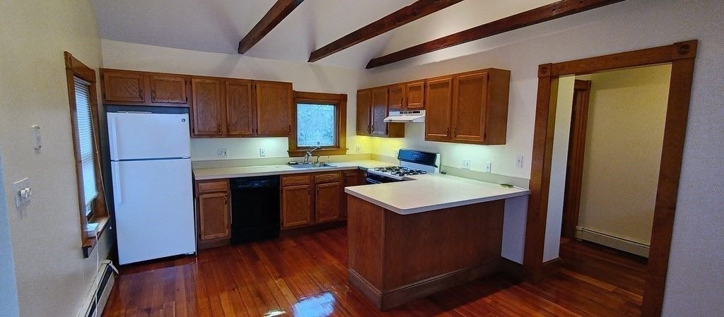 376 Grove St, Boston, MA 02132