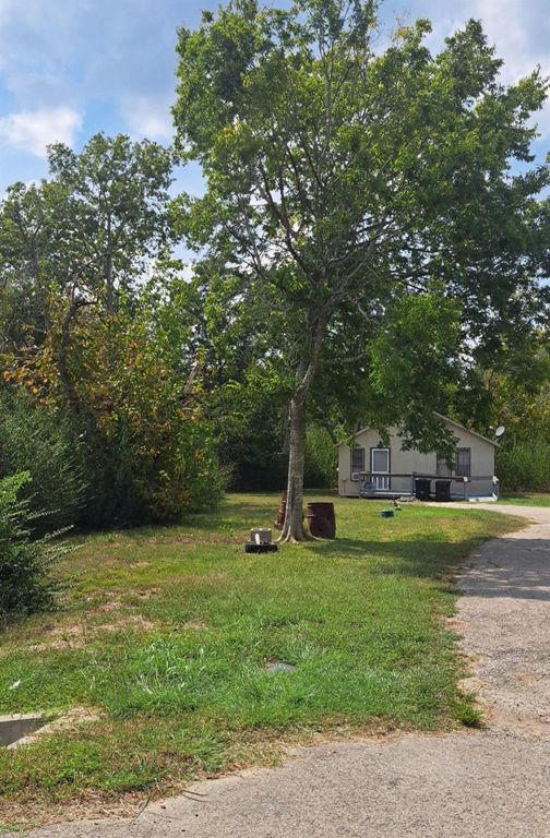 838 Fm 1489 Road, Brookshire, TX 77423