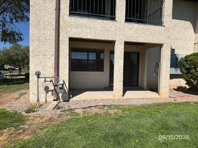823 Country Club Drive SE APT 1E, Rio Rancho, NM 87124