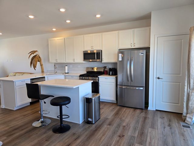 25631 W Wakefield Drive, Plainfield, IL 60544