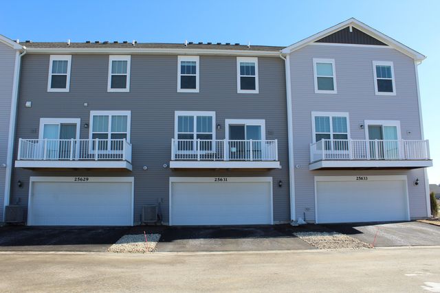 25631 W Wakefield Drive, Plainfield, IL 60544