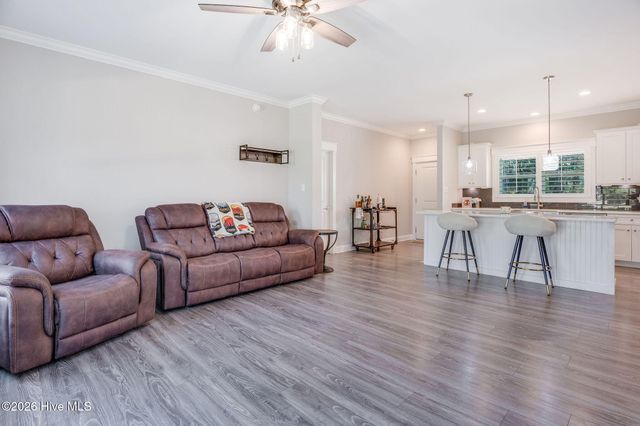 113 Kings Harbor Drive, Holly Ridge, NC 28445