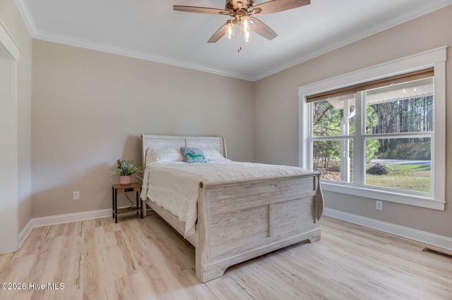 113 Kings Harbor Drive, Holly Ridge, NC 28445