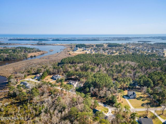 113 Kings Harbor Drive, Holly Ridge, NC 28445