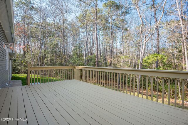 113 Kings Harbor Drive, Holly Ridge, NC 28445