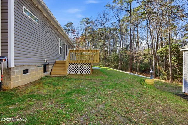 113 Kings Harbor Drive, Holly Ridge, NC 28445