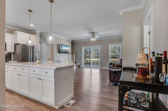 113 Kings Harbor Drive, Holly Ridge, NC 28445