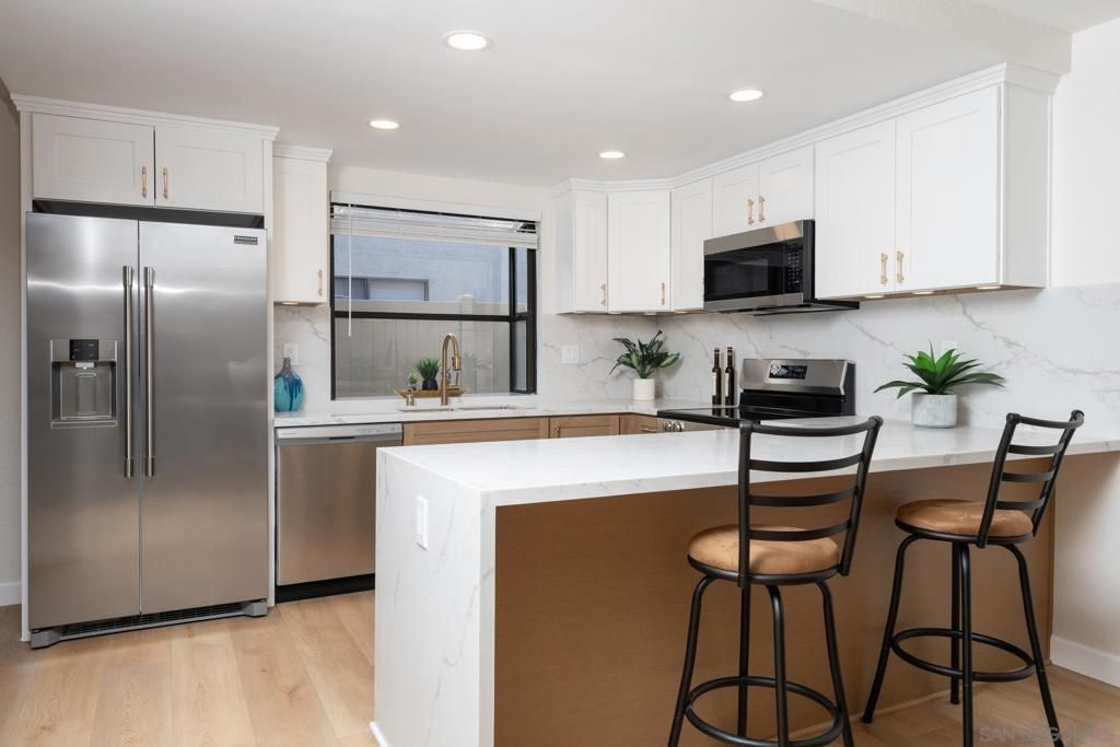 Image 4 of property listing at 12741 Laurel Street #29 29, Lakeside, CA 92040