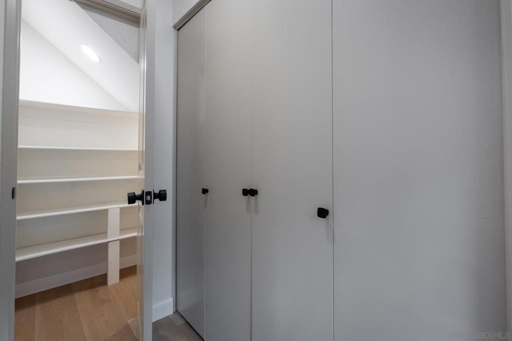 Image 7 of property listing at 12741 Laurel Street #29 29, Lakeside, CA 92040