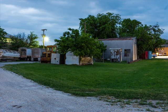 201 W Godley Avenue, Godley, TX 76044