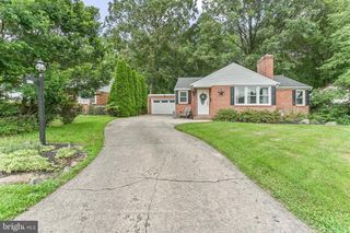 1401 LAKEWOOD DR, Wilmington, DE 19803