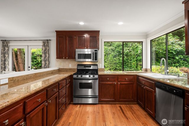 18144 NE 146th Way, Woodinville, WA 98072