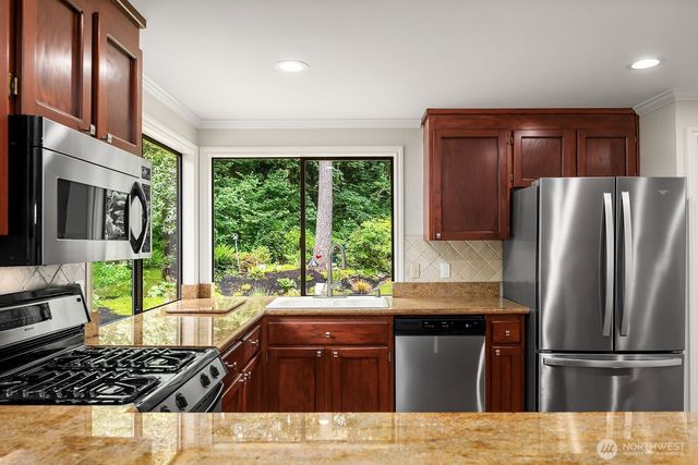18144 NE 146th Way, Woodinville, WA 98072