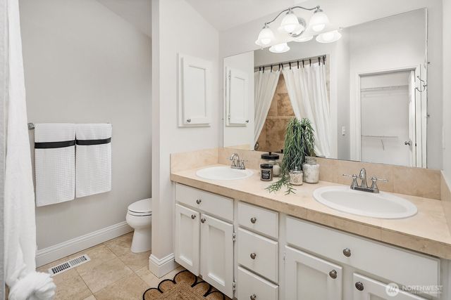 18144 NE 146th Way, Woodinville, WA 98072