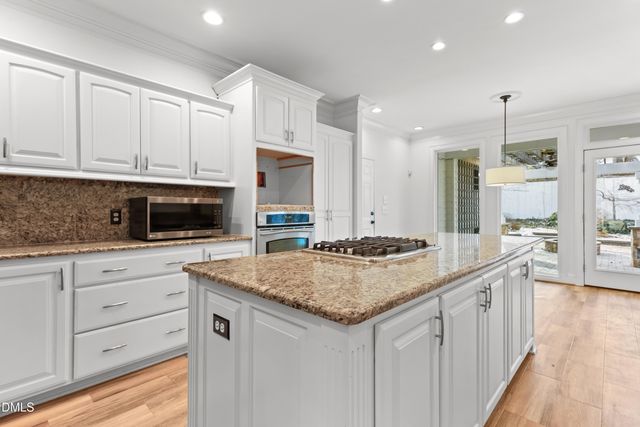 5013 Hanna Lane, Fuquay Varina, NC 27526