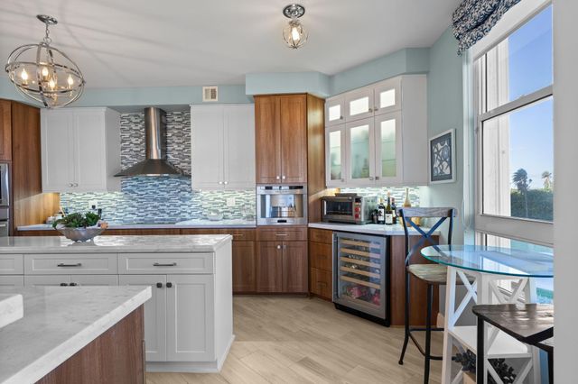 6051 N Ocean Dr 305, Hollywood, FL 33019