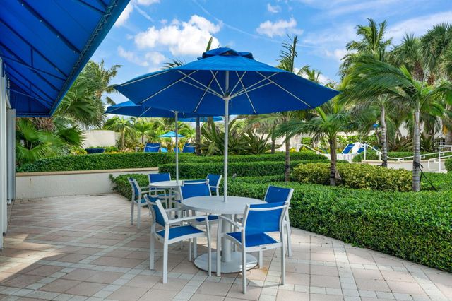 6051 N Ocean Dr 305, Hollywood, FL 33019