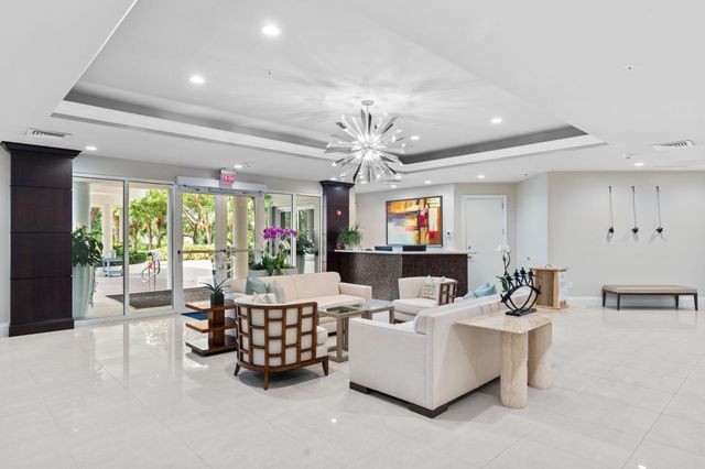 6051 N Ocean Dr 305, Hollywood, FL 33019