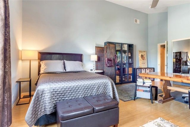 4220 Toland Way, Los Angeles, CA 90065