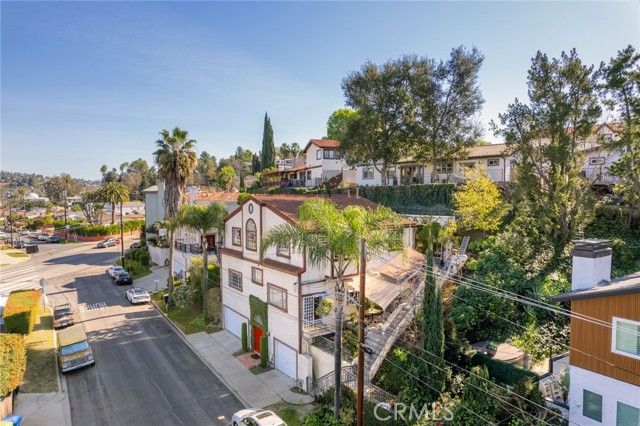 4220 Toland Way, Los Angeles, CA 90065