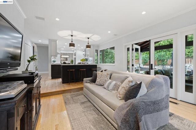 2726 Chateau Way, Livermore, CA 94550