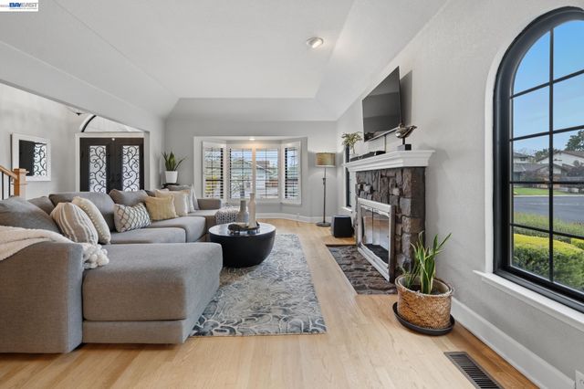 2726 Chateau Way, Livermore, CA 94550