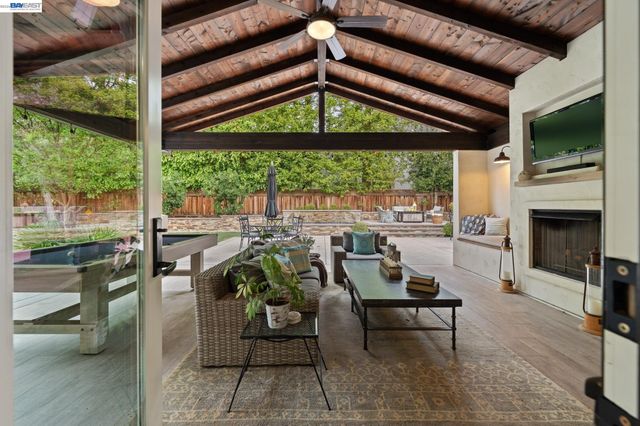 2726 Chateau Way, Livermore, CA 94550