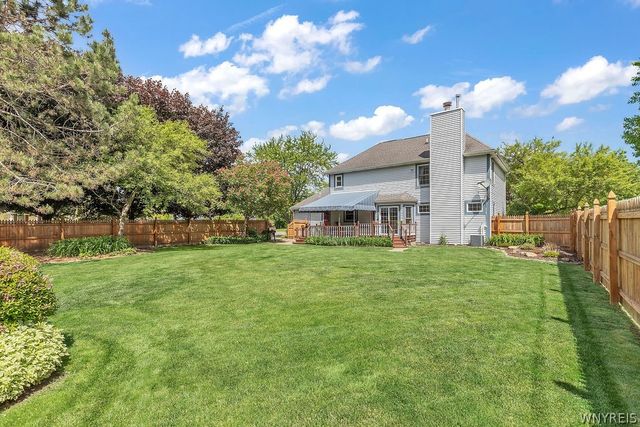 46 Burbank Drive, Orchard Park, NY 14127