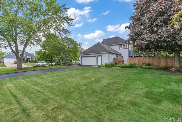 46 Burbank Drive, Orchard Park, NY 14127