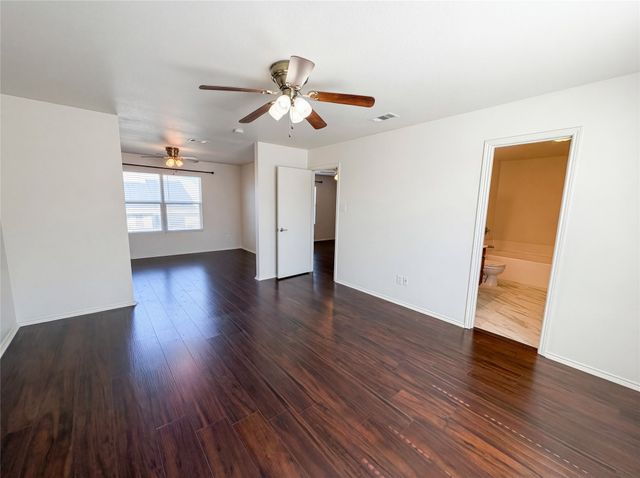 2027 Pine Knot Drive, Heartland, TX 75126